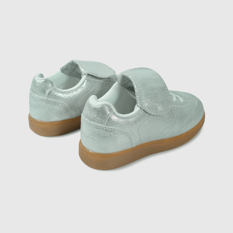 Zapatilla Lifestyle Plateada de Niña