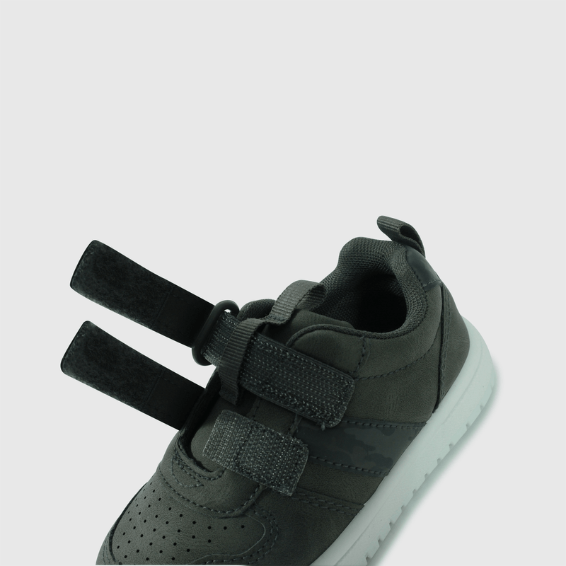 Zapatilla Lifestyle Gris de Niño