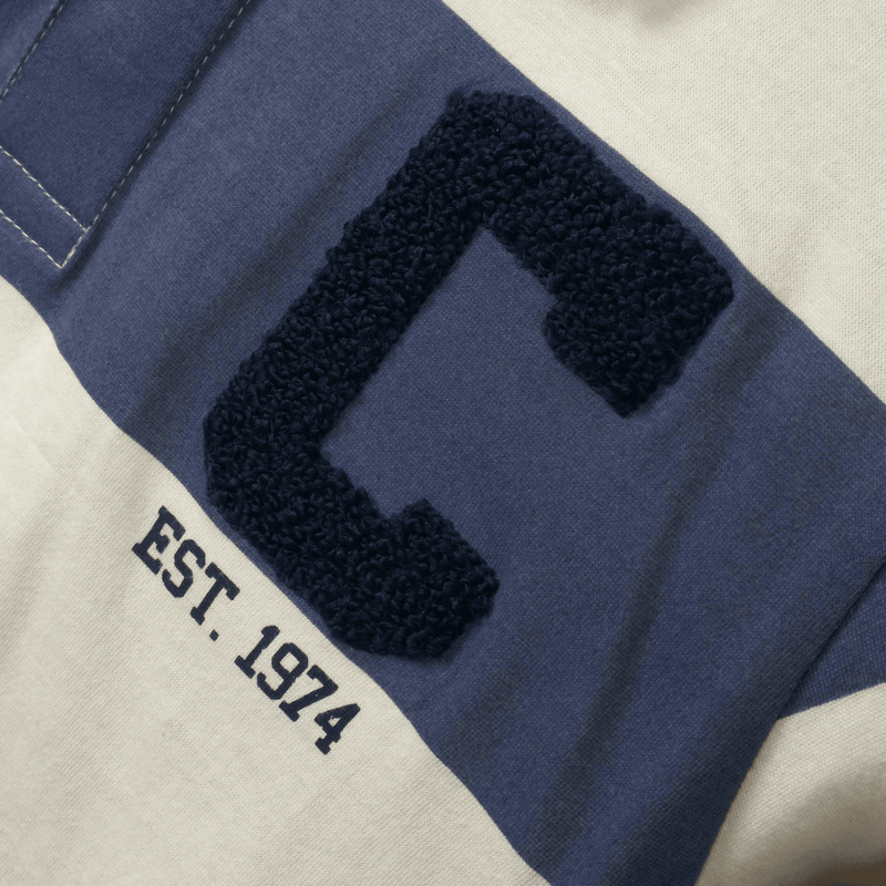 Polera rayada azul para niños, estilo y comodidad