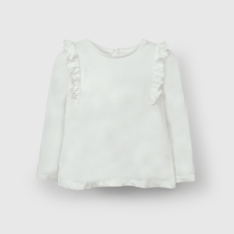 Polera blanca con vuelos para niña encantadora y cómoda