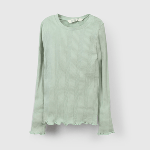 Polera cómoda y fresca para niños en verde
