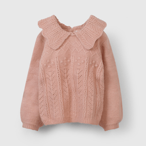 Sweater rosado para niña, estilo acogedor y tierno