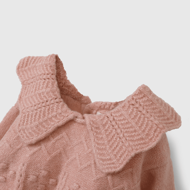 Sweater rosado para niña, estilo acogedor y tierno