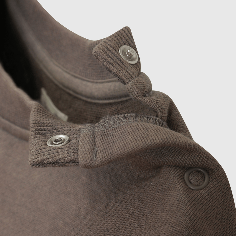 Polerón negro para niños, estilo y comodidad