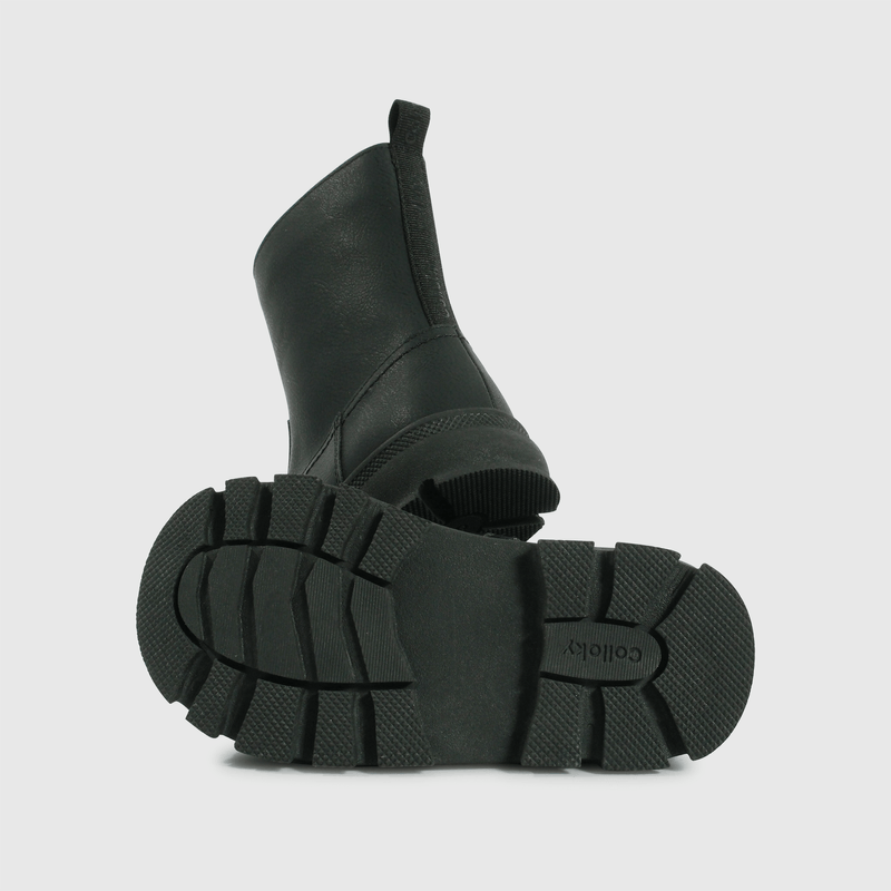 Bota negra para niños, comodidad y estilo asegurados