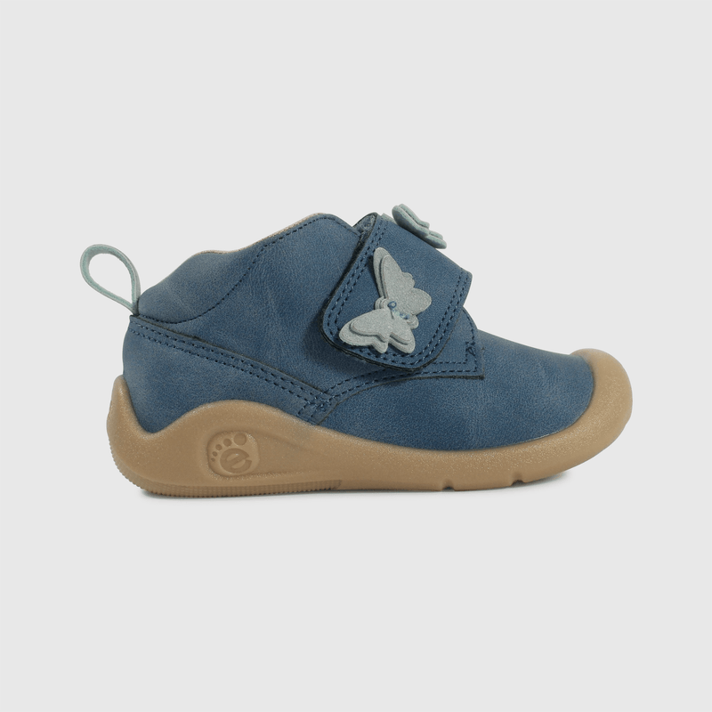 Zapatos azules para primeros pasos, comodidad y estilo
