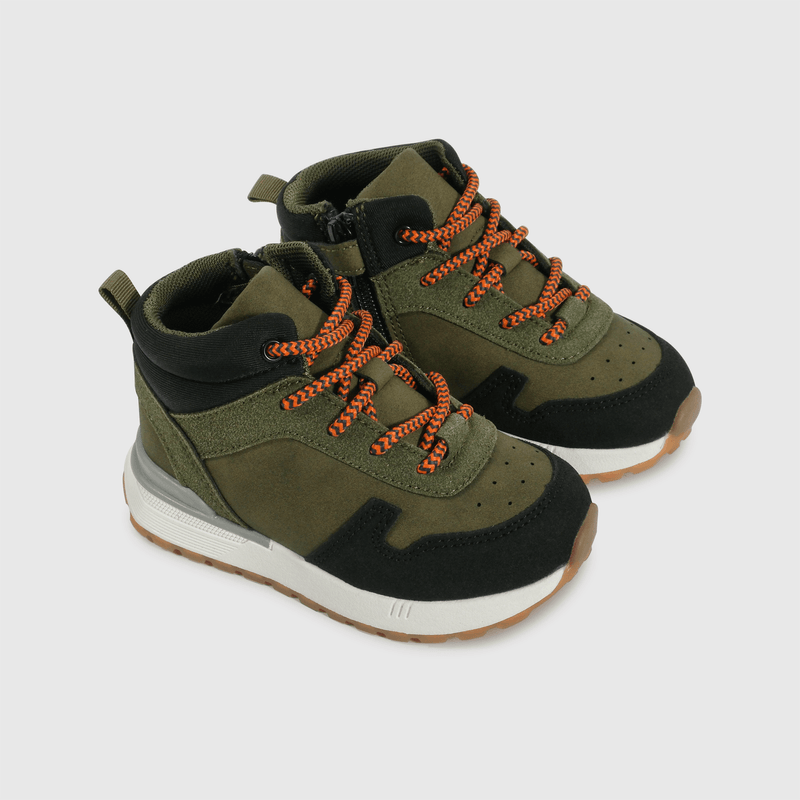 Zapatos verdes para niños, cómodos y seguros