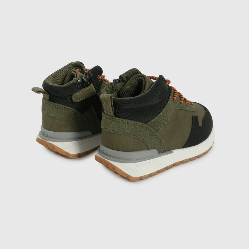 Zapatos verdes para niños, cómodos y seguros