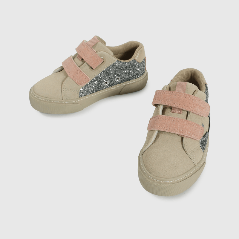 Zapatillas beige para niños, comodidad y estilo