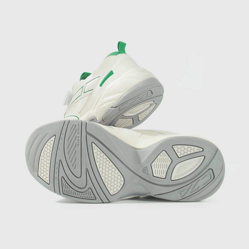 Zapatilla blanca para niños, estilo y comodidad
