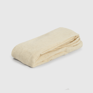Panty beige para niña, suave y cómodo