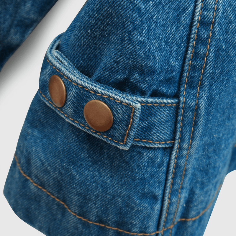 Chaqueta de jeans azul para niña, estilo y confort
