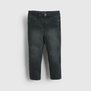 Jeans negros para niños, estilo y comodidad