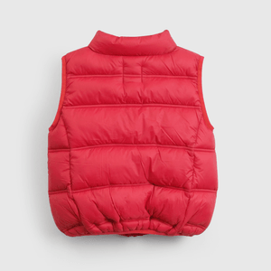 Chaleco rojo acolchado para niños, comodidad y estilo