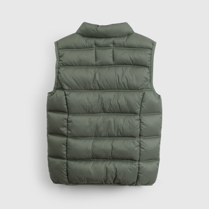 Chaleco acolchado verde para niños, estilo y comodidad