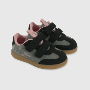 Zapatilla negra Minnie para niña, comodidad y estilo