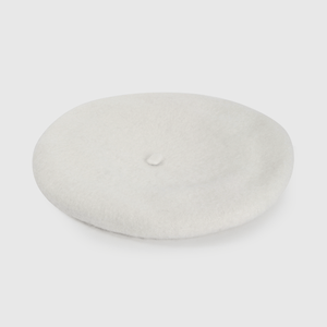 Boina blanca para niños, estilo y comodidad