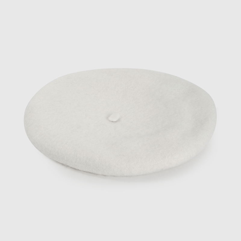 Boina blanca para niños, estilo y comodidad