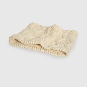 Cuello beige para niña, estilo acogedor y cómodo