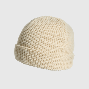 Gorro beige para niños, estilo acogedor y moderno