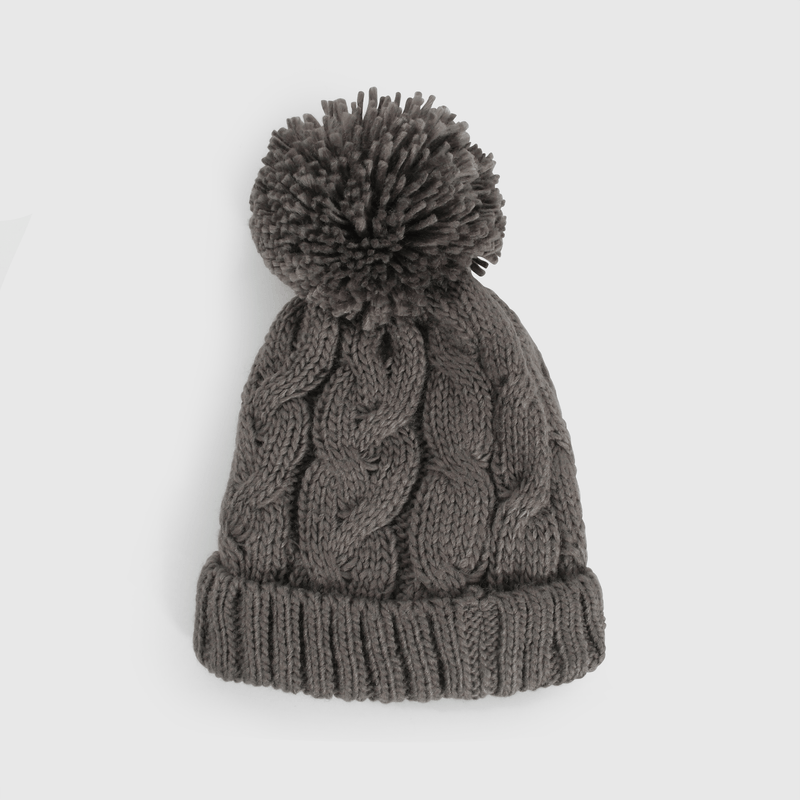 Gorro gris trenzado para niños, abrigo y estilo