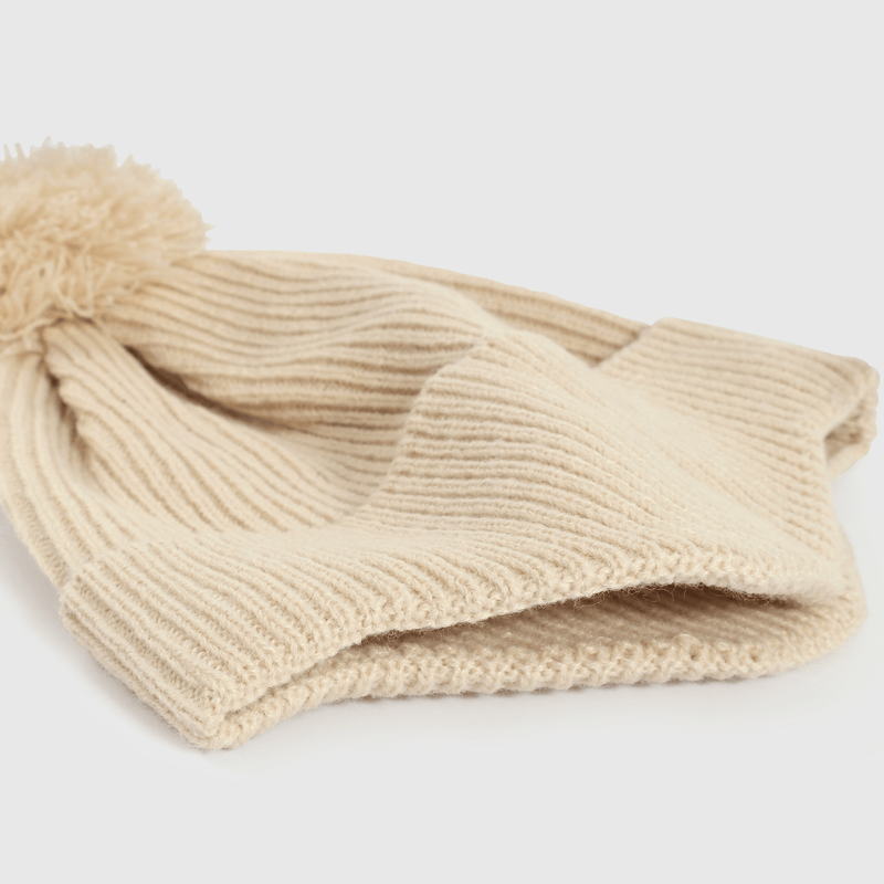 Gorro beige para niños, suave y acogedor
