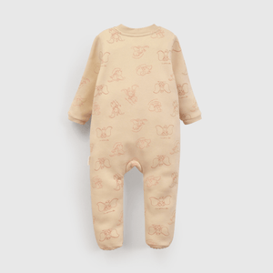 Pijama Dumbo beige para guaguas, suave y cómodo