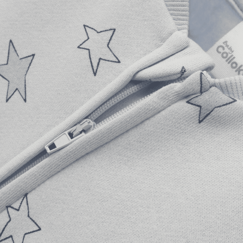 Pijama celeste con estrellas para guaguas de Colloky