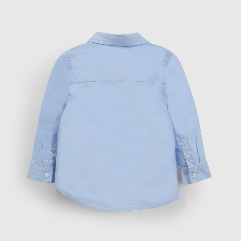 Camisa celeste para niños, estilo y comodidad