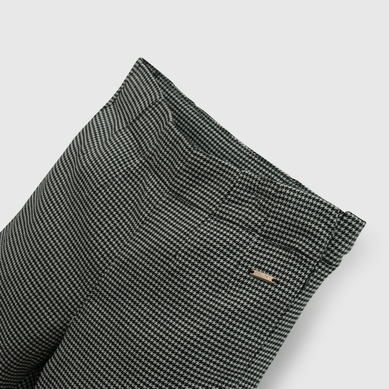 Jeggins oscuros para niños, comodidad y estilo