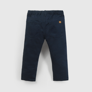Pantalón azul para niños, comodidad y estilo