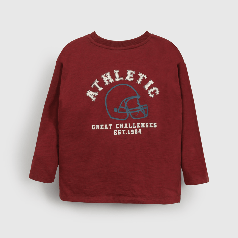 Polera roja para niños, estilo y comodidad