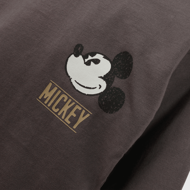Polera Mickey negra para niños, estilo y comodidad