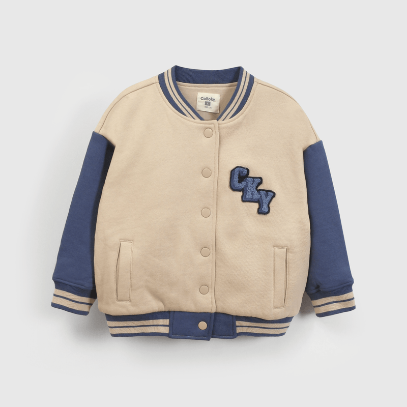 Polerón beige para niños, estilo y comodidad