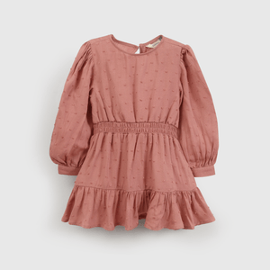 Vestido encantador para niña en suave tono rosado