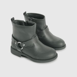 Botines negros para niños, estilo y comodidad en cada paso