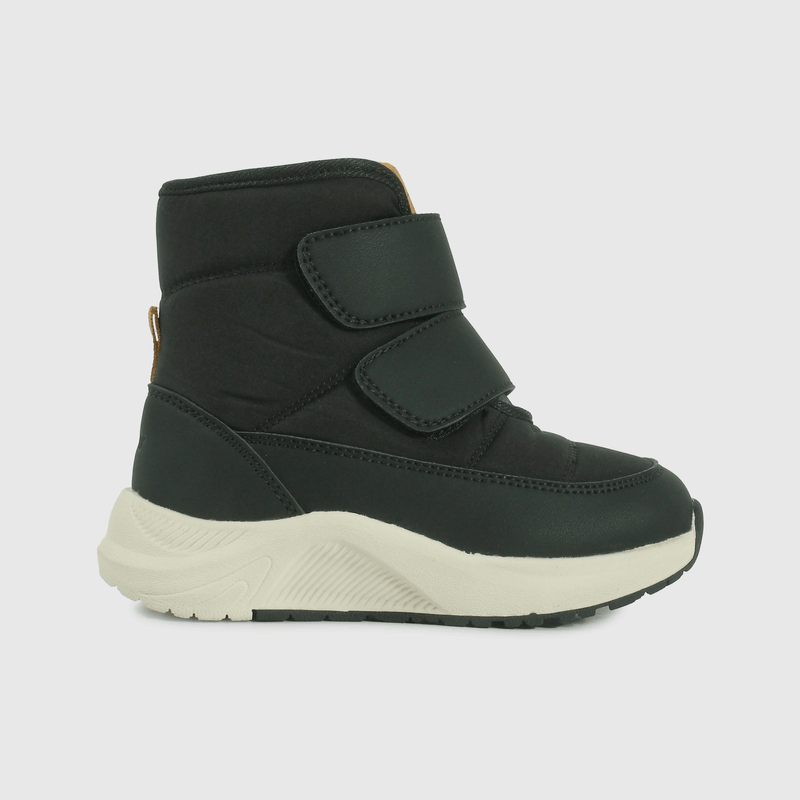 Bota negra para niños, comodidad y estilo en cada paso