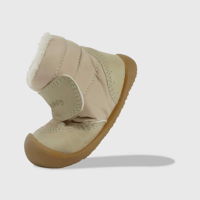 Botitas beige para gateadores, comodidad y estilo