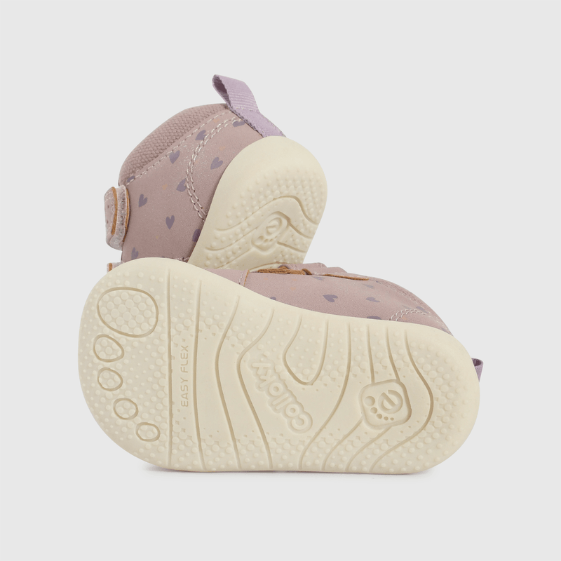 Botines lila para gateadores, estilo y comodidad