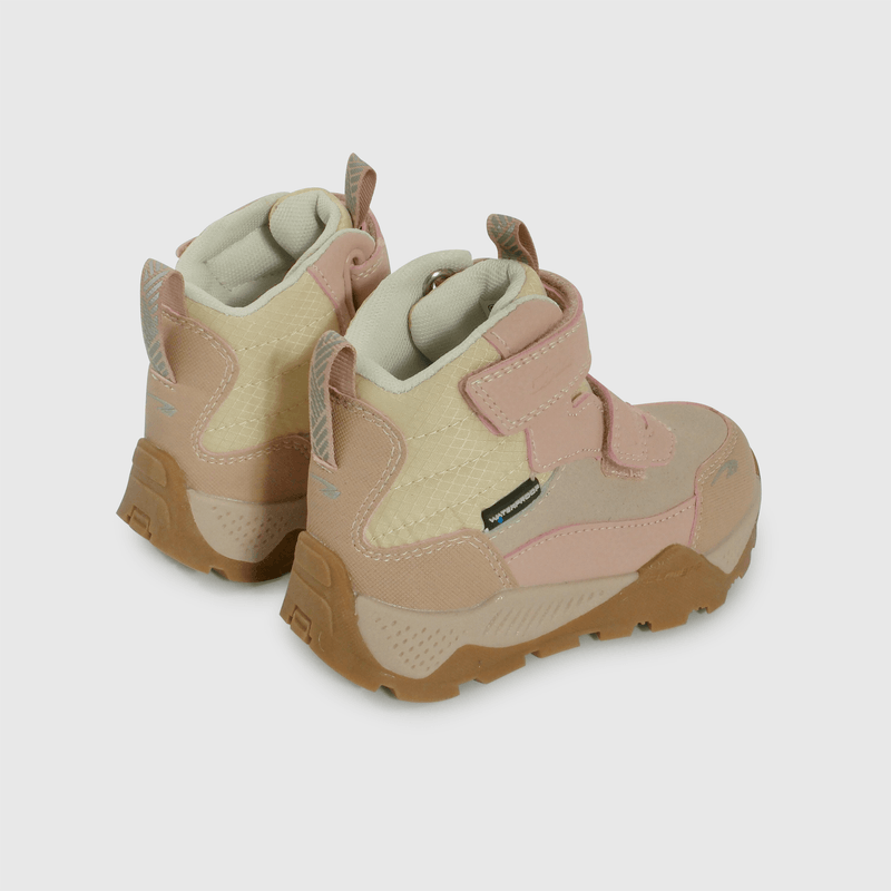 Botín beige para niña, ideal para caminantes