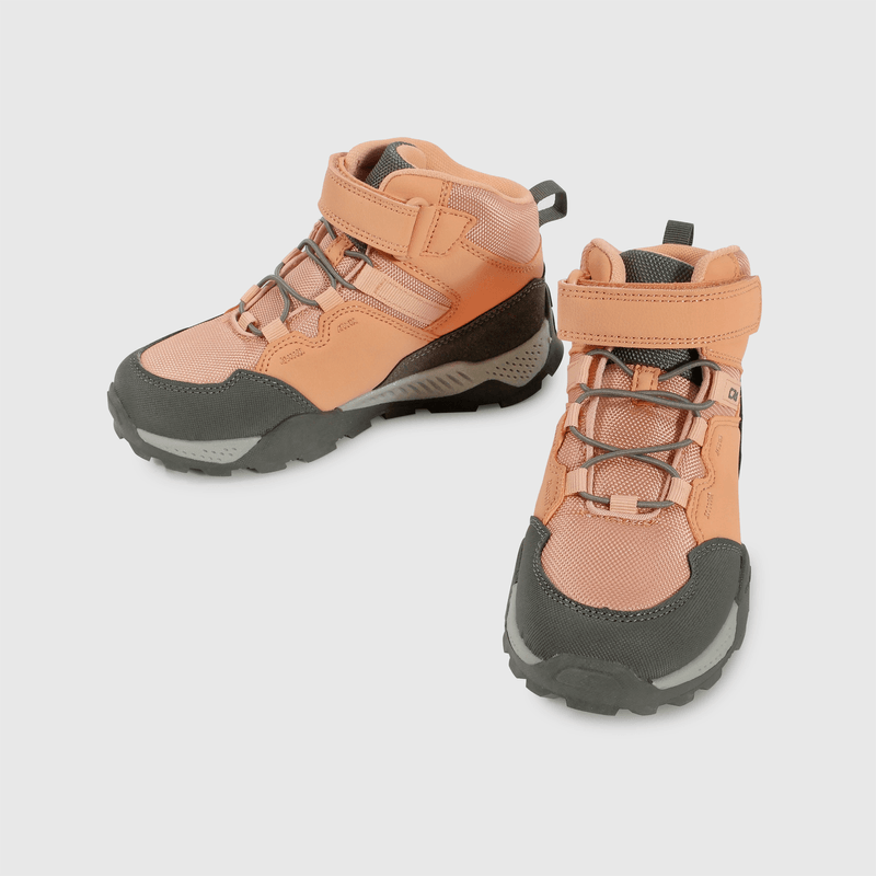 Botín Outdoor rojo para niños, comodidad y estilo