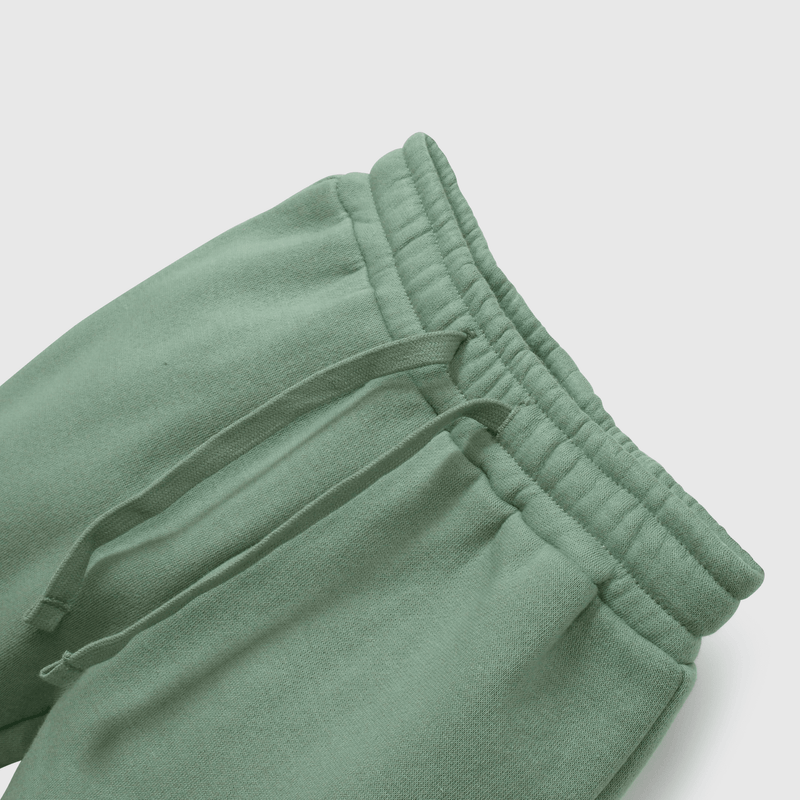 Pantalon Buzo Verde con Carda Interior y Cintura Elasticada
