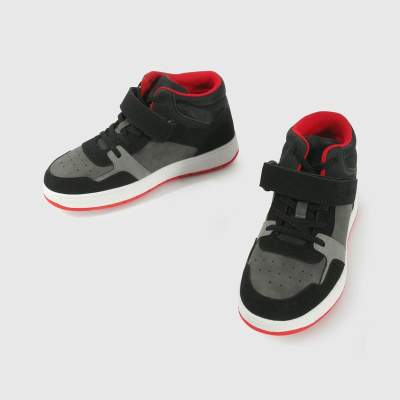 Zapatilla Lifestyle de Niño Negro Caña Media Velcro y Cordón