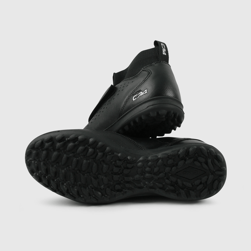 Zapatilla Futbol Negra con Caña Unisex