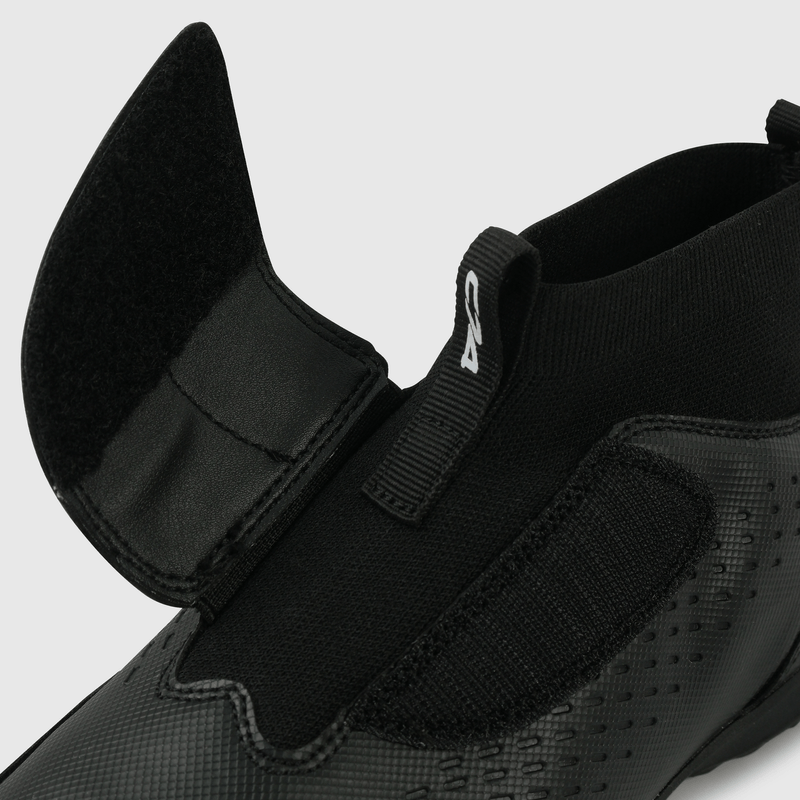 Zapatilla Futbol Negra con Caña Unisex
