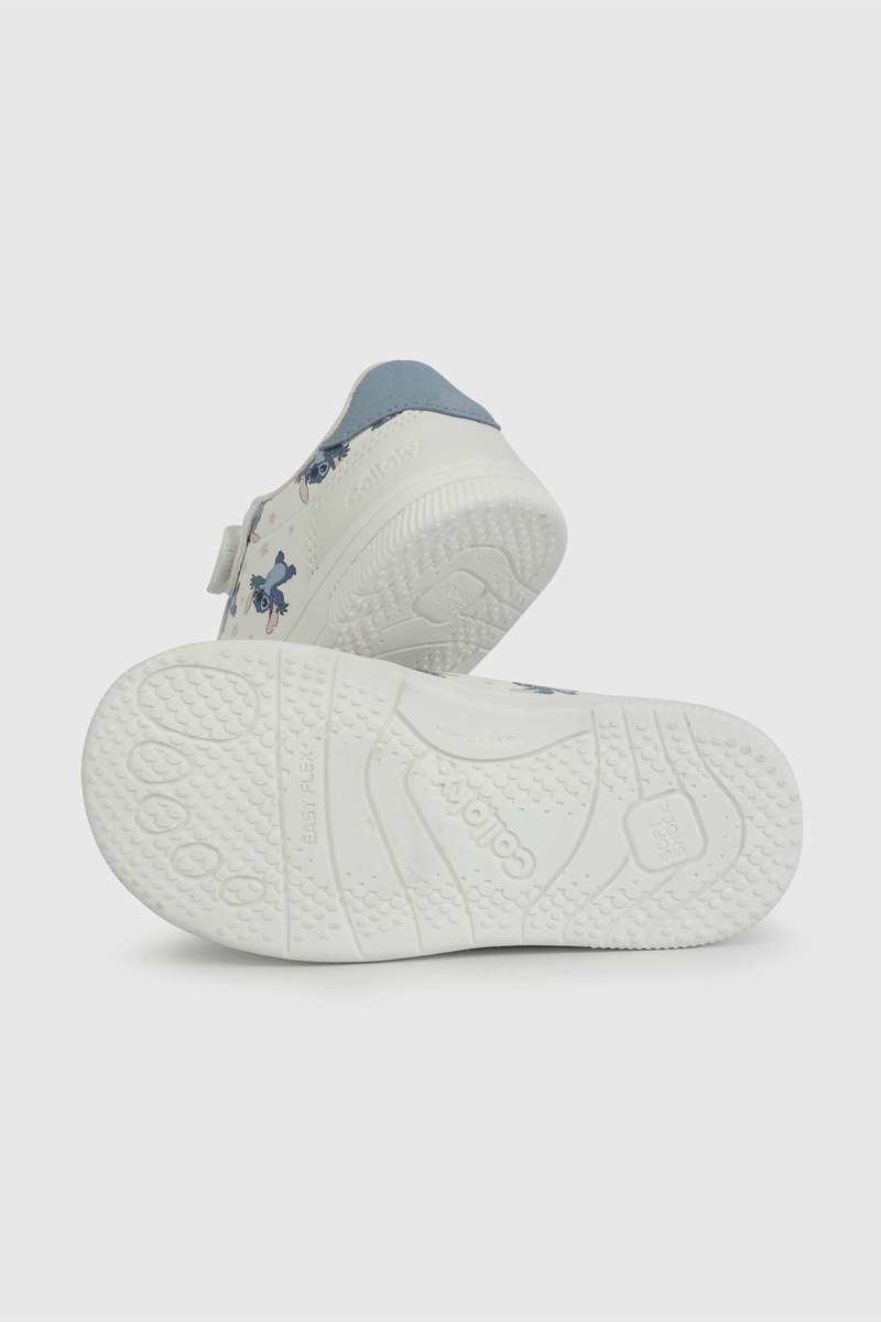 Zapatilla Blanca de Stitch
