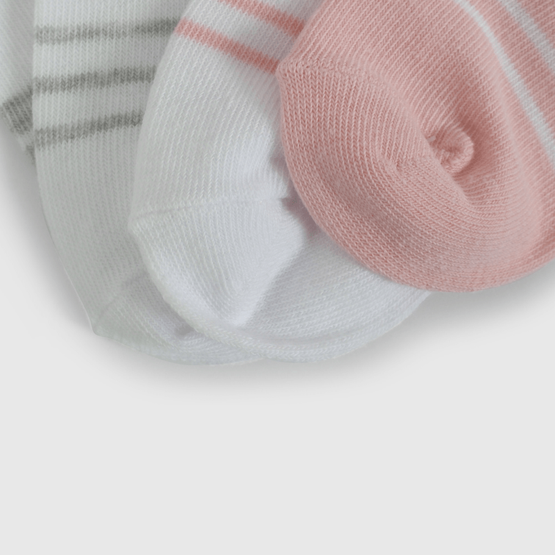 Pack Cuatro Calcetines Cortos Blanco de Niña preavance 23/25 a 34/37