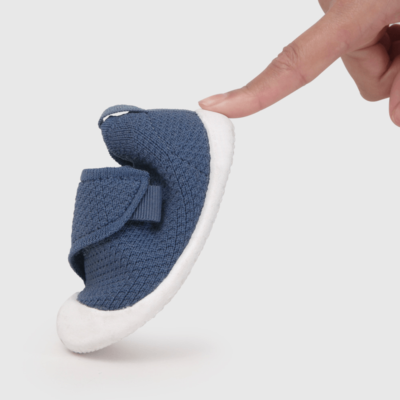Zapatilla de niño para Gateador Urbana Morada Talla 17 al 20