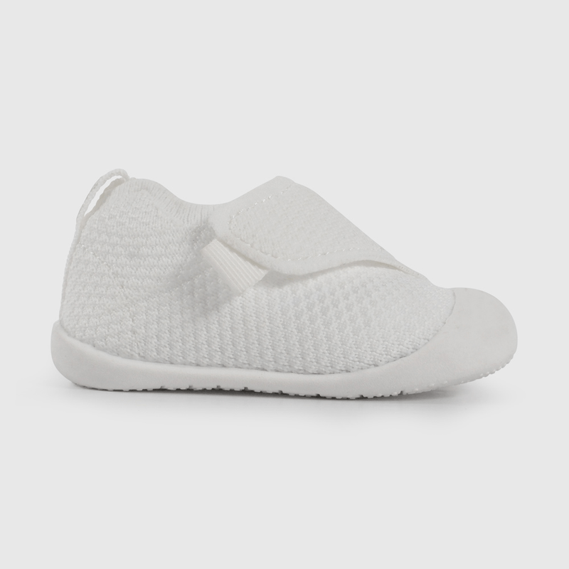 Zapatilla Urbana Blanca de Gateador talla 17 a 20