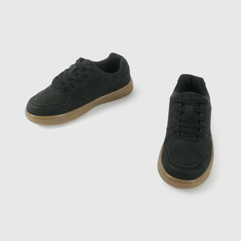Zapatilla Urbana Negra de Niño talla 28 a 38